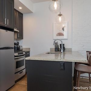 Superior One-Bedroom Apartment 2